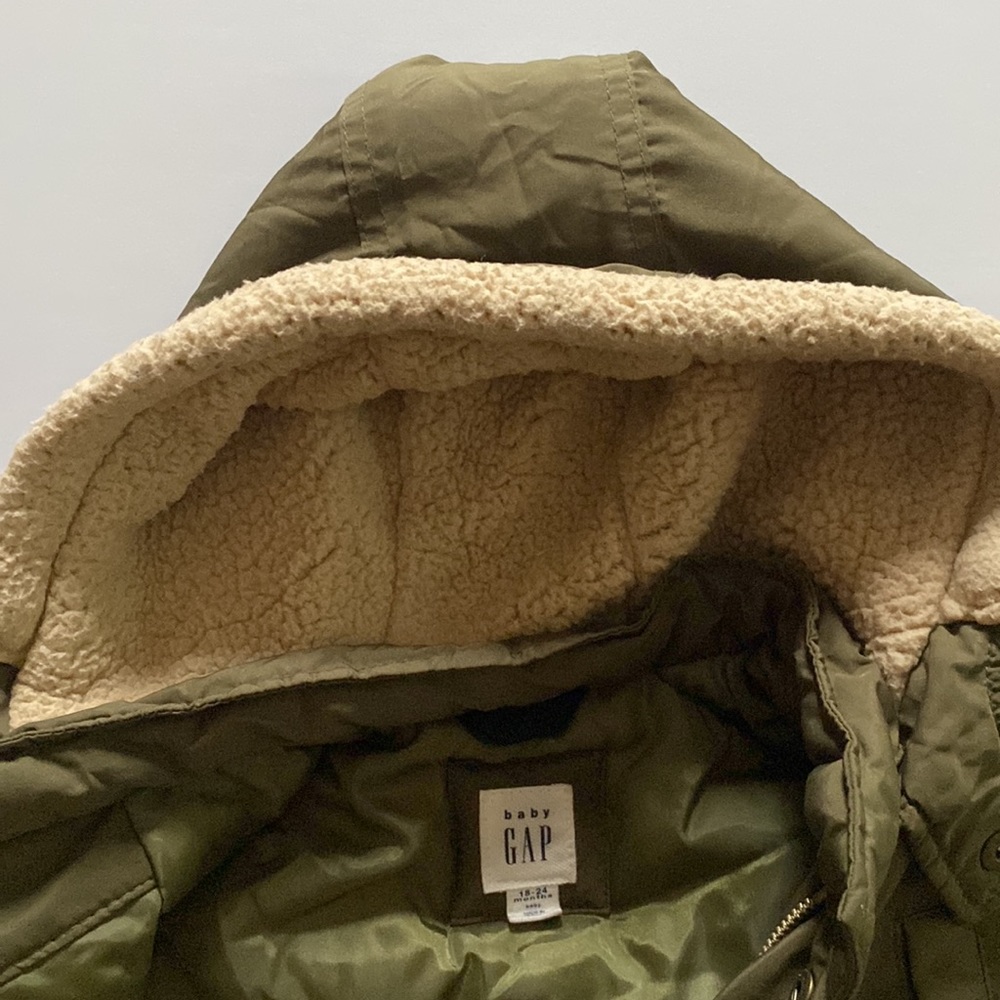 Gap Jacket - Picture 7 of 7